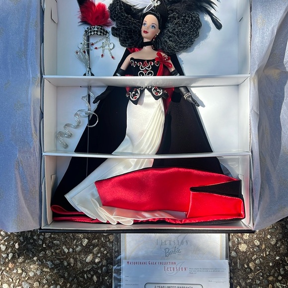 NIB Barbie Illusion Black and Red Dress from Masquerade Gala Collect NIB Barbie Illusion Black and Red Dress from Masquerade Gala Collect